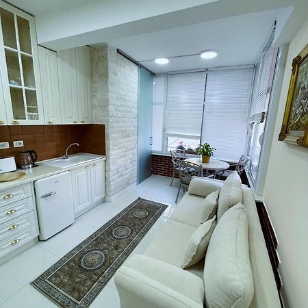 Near Me Apartments Tiranë Ngoại thất bức ảnh