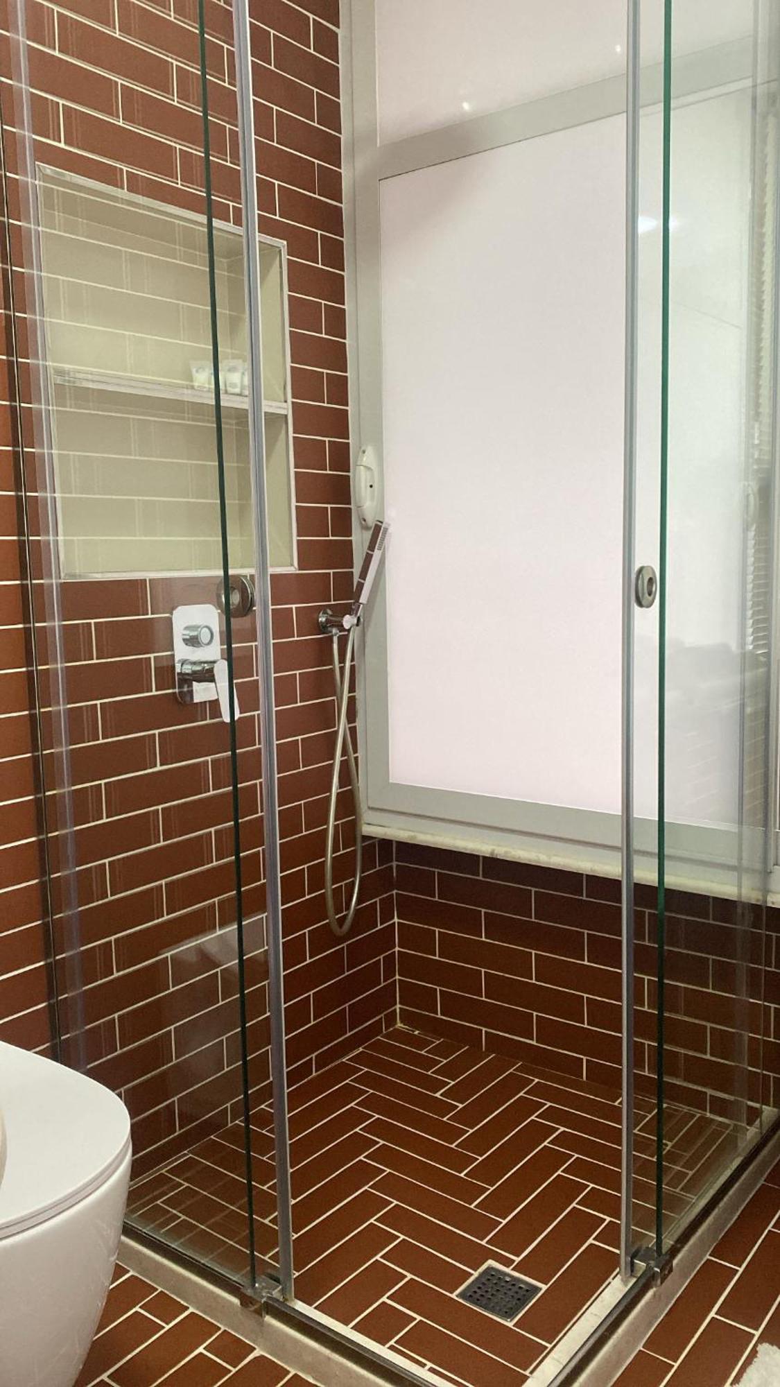 Near Me Apartments Tiranë Ngoại thất bức ảnh