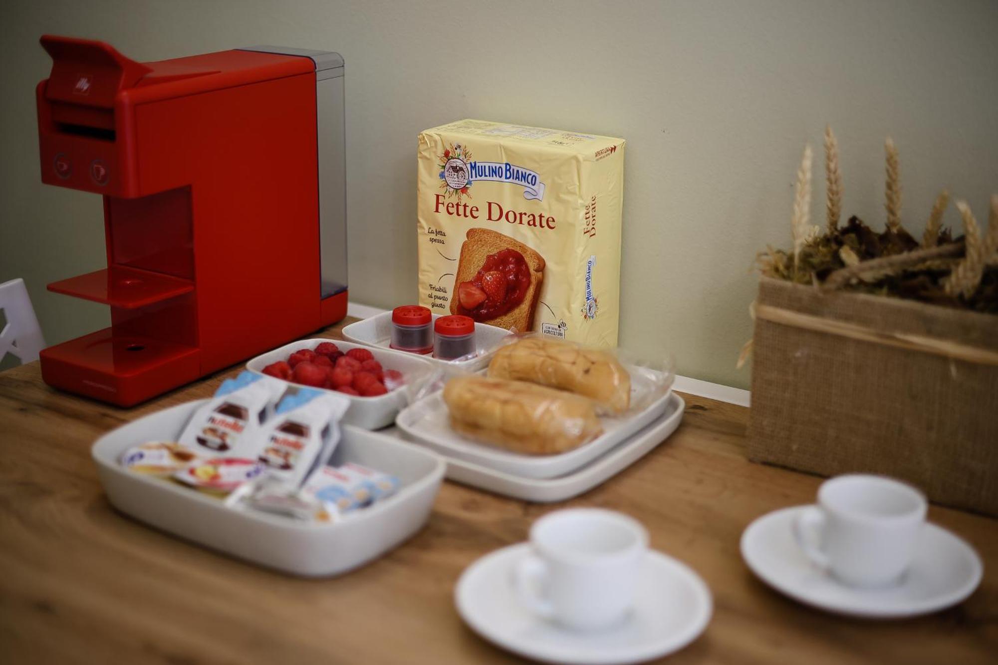 Near Me Apartments Tiranë Ngoại thất bức ảnh